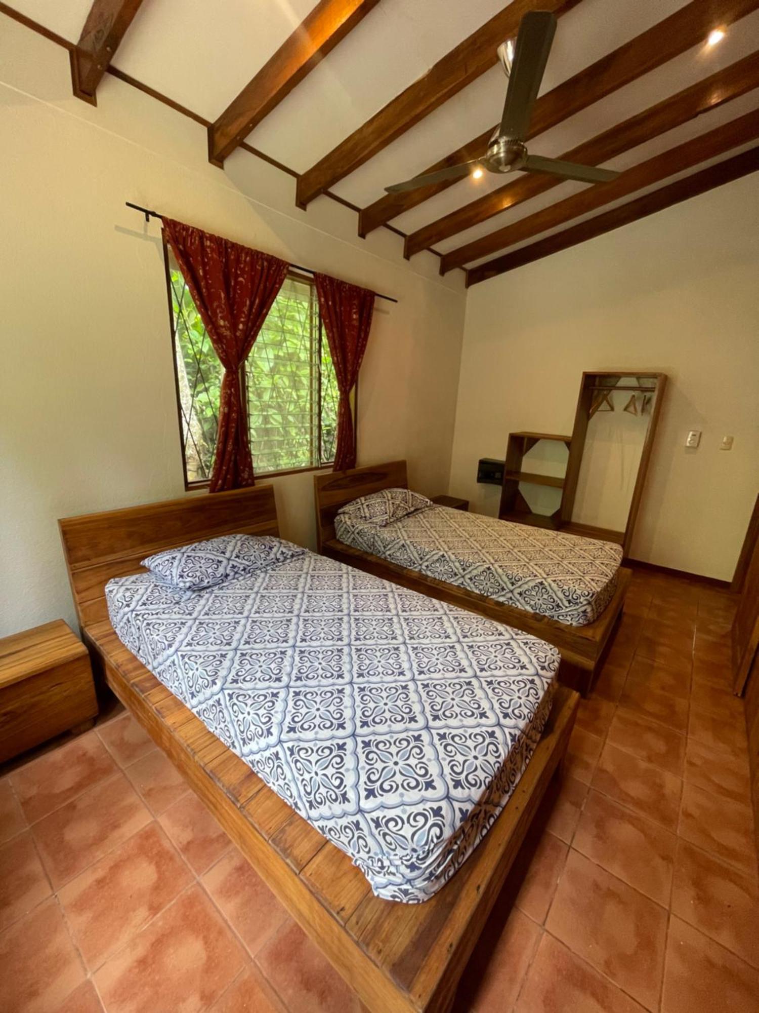 Cabinas Caribe Luna Кауита Экстерьер фото